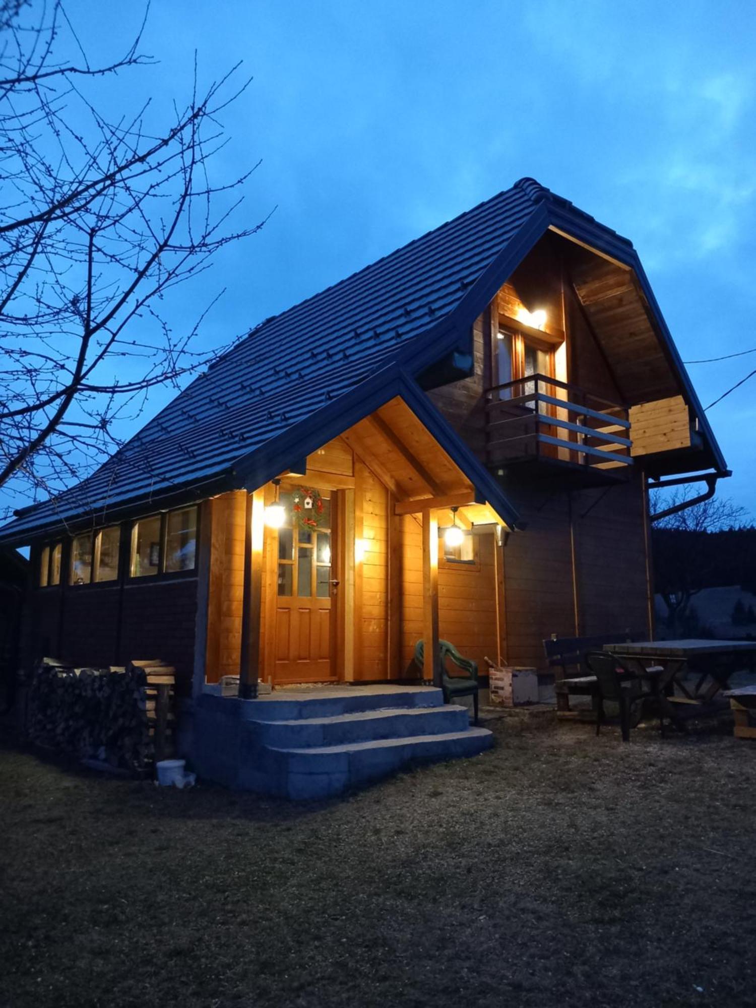 Brvnare Na Brdu Villa Sljivovica  Ngoại thất bức ảnh